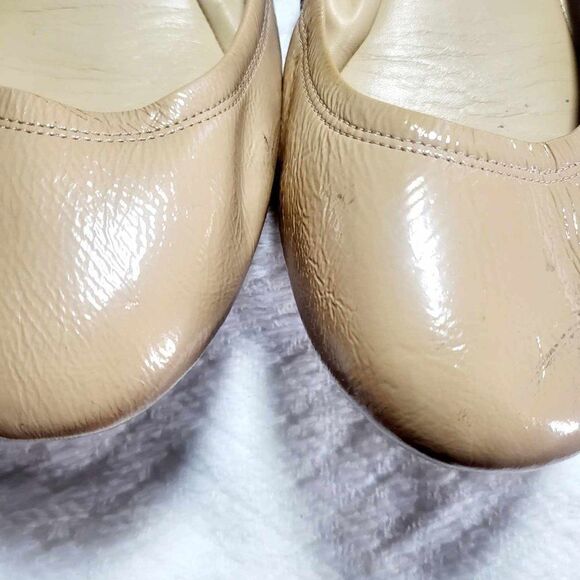 COLE HAAN flat ballet Cream Size 8 shoes lightly used. - Picture 8 of 10